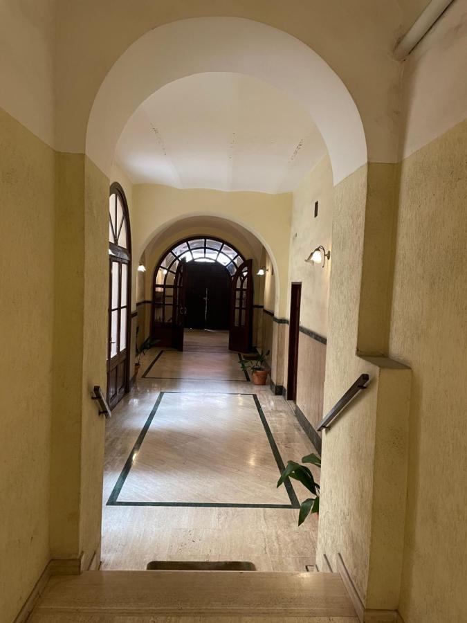 Elegant Apt-Typical Roman Palazzina Pz Alessandria Luaran gambar