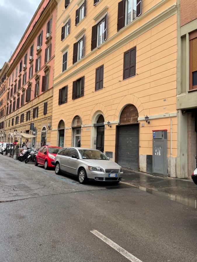 Elegant Apt-Typical Roman Palazzina Pz Alessandria Luaran gambar