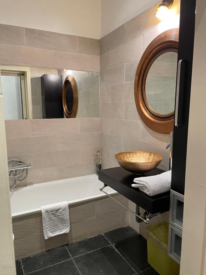 Elegant Apt-Typical Roman Palazzina Pz Alessandria Luaran gambar