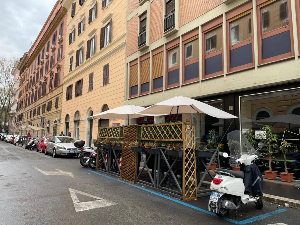 Elegant Apt-Typical Roman Palazzina Pz Alessandria Luaran gambar